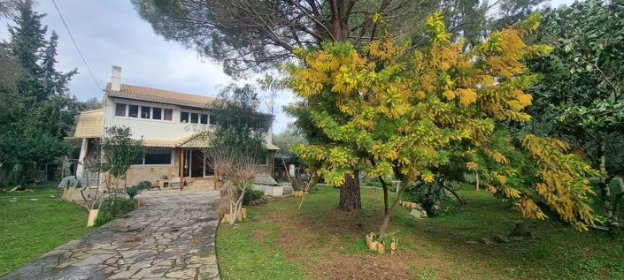 Image No.1-2 Bed House for sale