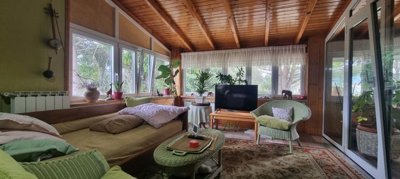 056a33a0-b8a3-4f5b-8618-9bc497c45b38