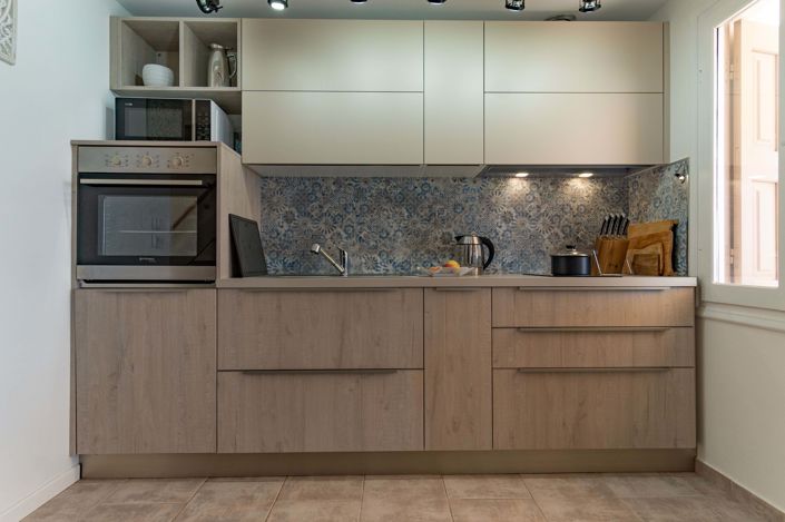 Image No.10-3 Bed House for sale