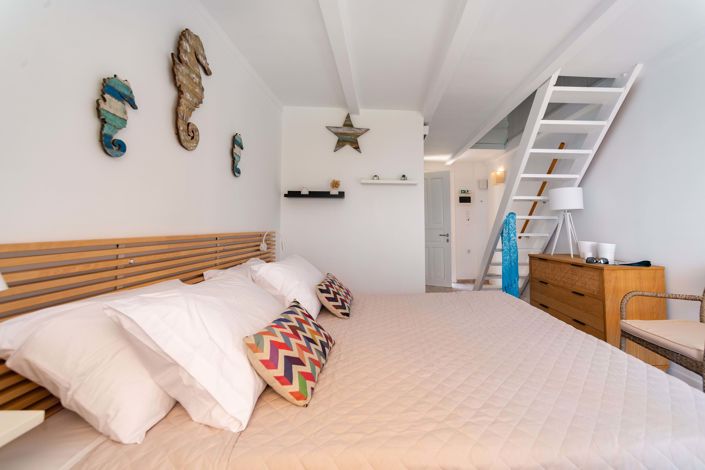 Image No.12-3 Bed House for sale