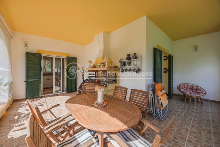 Image No.25-3 Bed House for sale