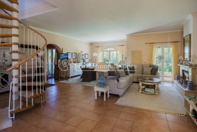 cea38905-60d3-4d20-b761-307de9ba006e