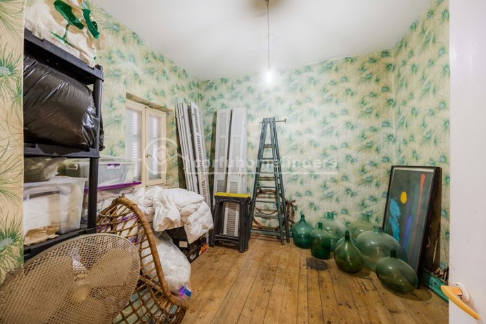 Image No.10-3 Bed Apartment for sale