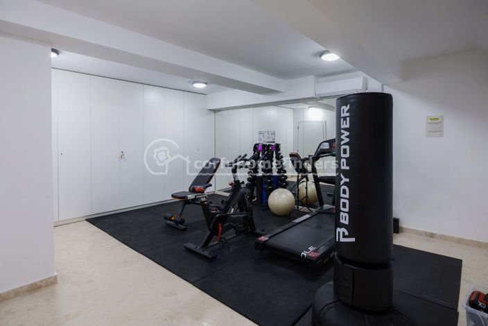 Image No.27-4 Bed House for sale