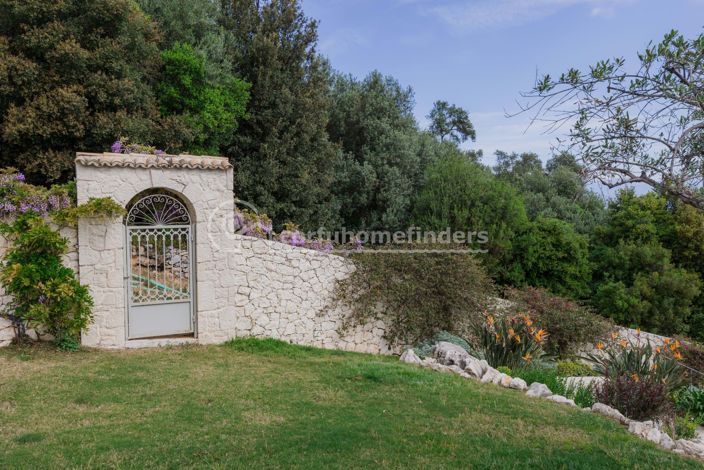 Image No.32-4 Bed House for sale