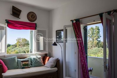 e1266994-78ad-45d8-a06a-c88014195946