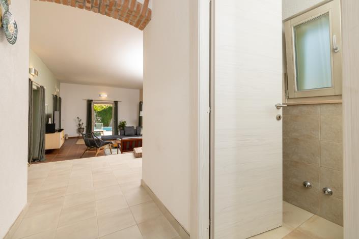 Image No.13-4 Bed Villa / Detached for sale