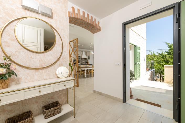 Image No.15-4 Bed Villa / Detached for sale