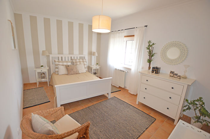 Image No.6-5 Bed House for sale