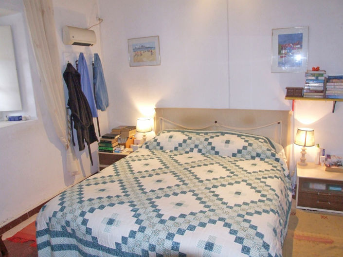 Image No.8-2 Bed House for sale