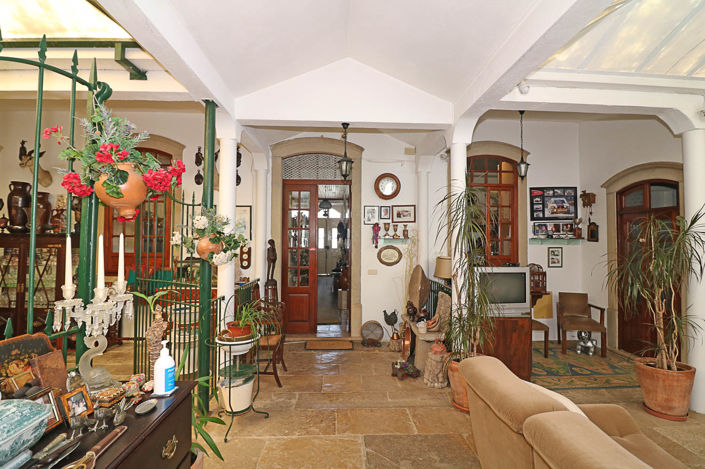 Image No.4-5 Bed Townhouse for sale