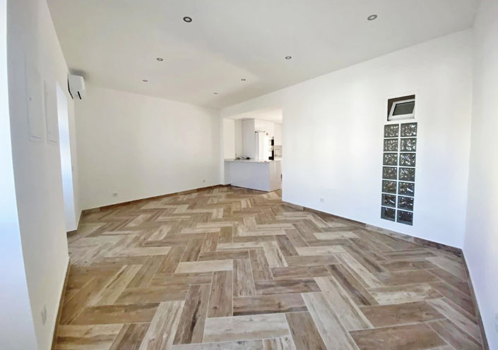 Image No.3-2 Bed Townhouse for sale