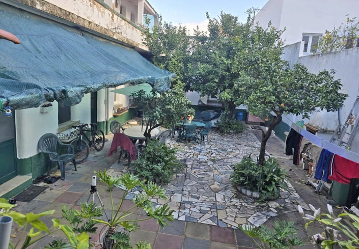 Image No.5-5 Bed House for sale