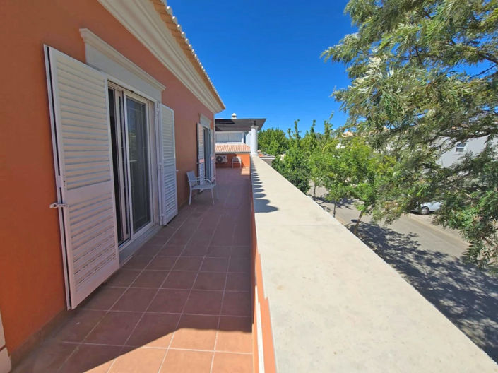 Image No.5-4 Bed Villa for sale