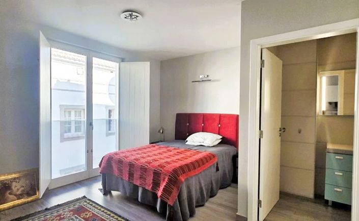 Image No.7-1 Bed Townhouse for sale