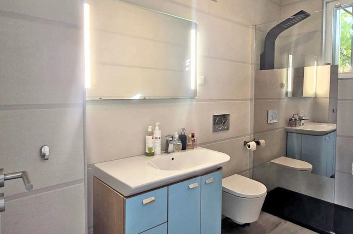 Image No.8-1 Bed Townhouse for sale