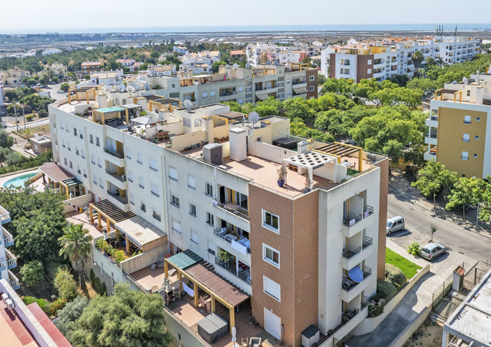 Image No.9-2 Bed Apartment for sale