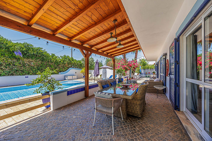 Image No.9-4 Bed House for sale