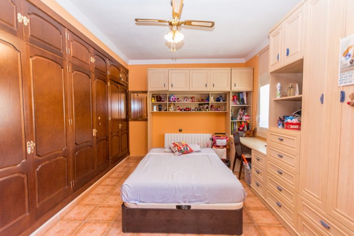 Image No.26-3 Bed Villa for sale