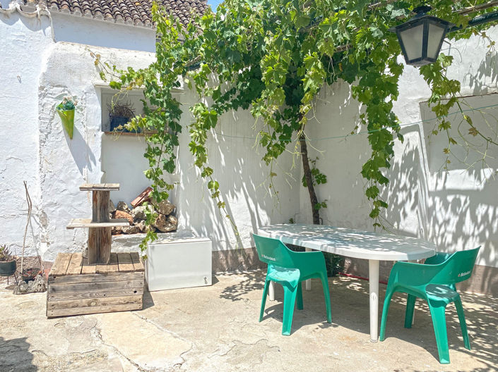 Image No.1-3 Bed Townhouse for sale