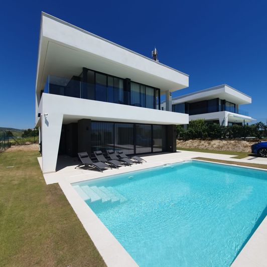 Image No.1-4 Bed Villa for sale