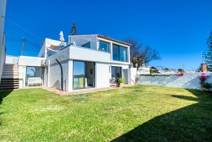 Image No.19-3 Bed Villa for sale