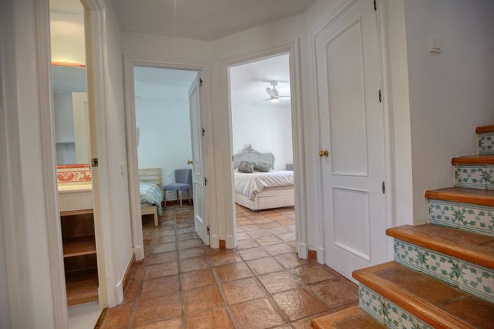 Image No.23-4 Bed Villa for sale