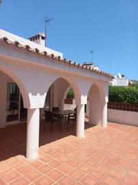 4 Bed Villa for sale