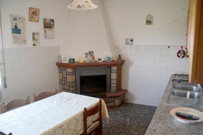 Image No.14-2 Bed Farmhouse for sale