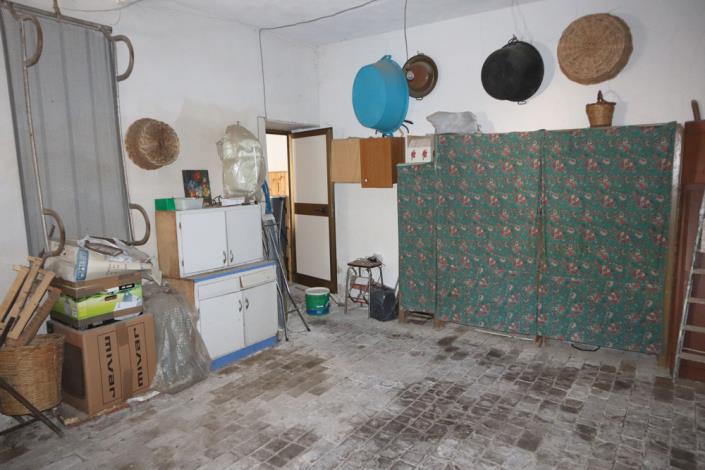 Image No.10-4 Bed Townhouse for sale