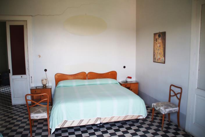 Image No.9-2 Bed Townhouse for sale