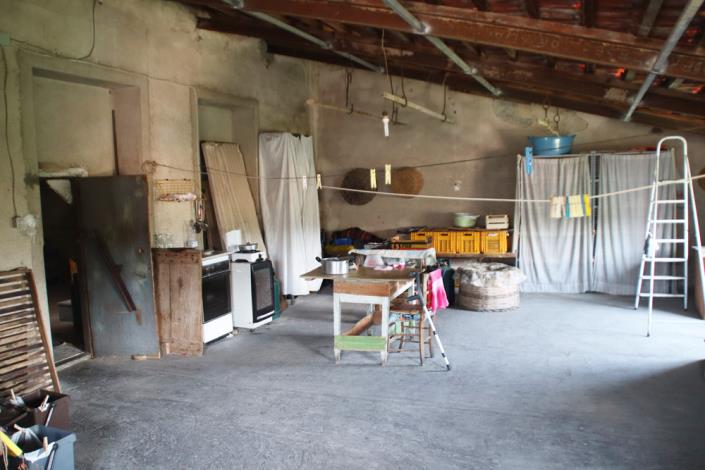 Image No.15-2 Bed Townhouse for sale