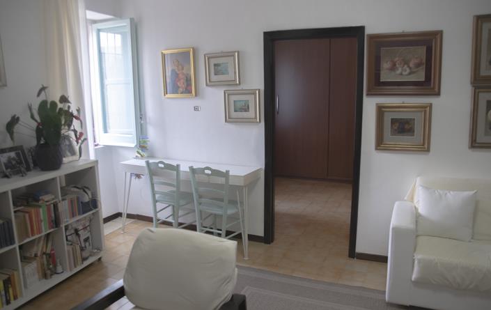 Image No.8-3 Bed Townhouse for sale