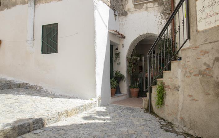 Image No.21-3 Bed Townhouse for sale