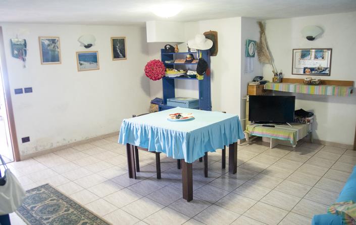 Image No.12-6 Bed Villa / Detached for sale