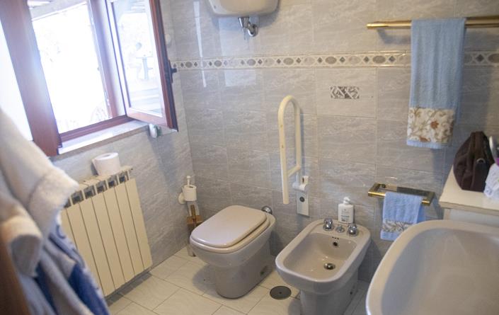 Image No.15-6 Bed Villa / Detached for sale