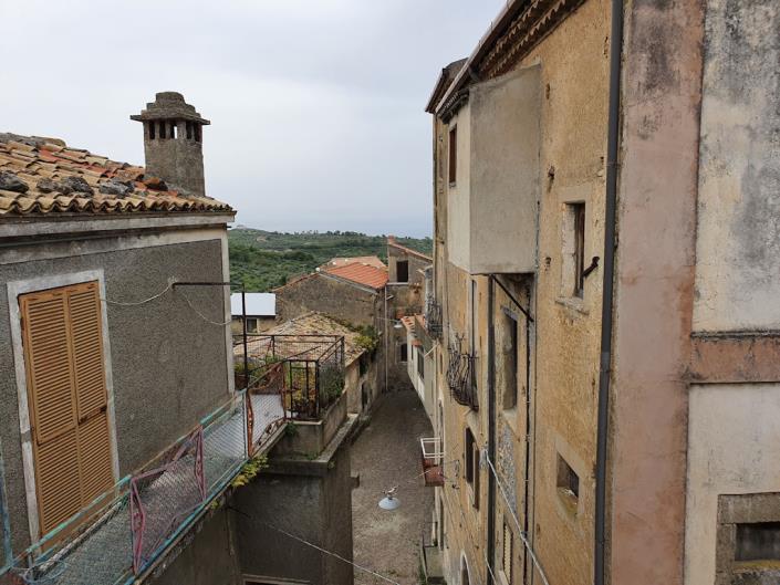 Image No.21-3 Bed House for sale