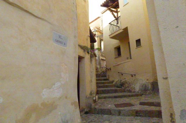 Image No.3-2 Bed Townhouse for sale