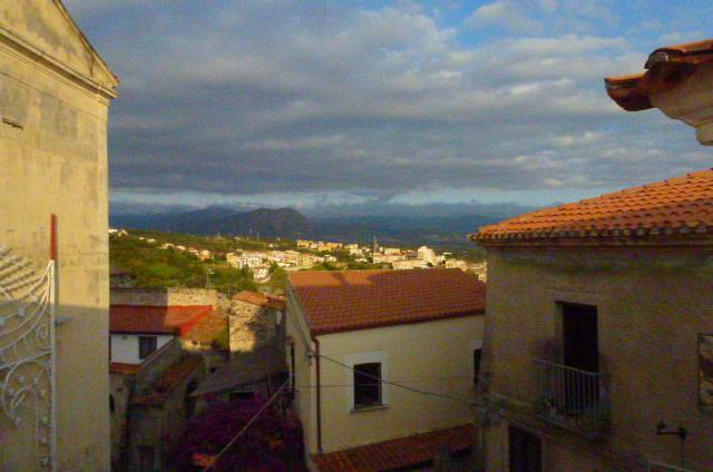 Image No.22-2 Bed Townhouse for sale