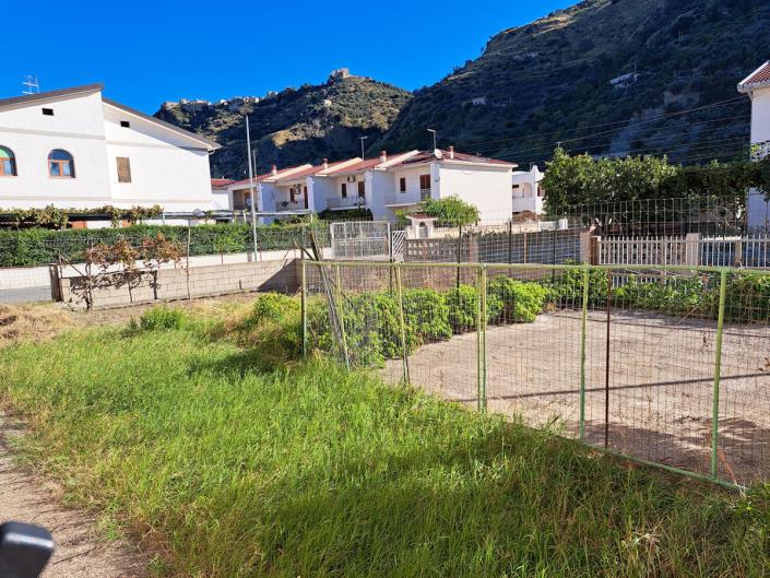 Image No.14-3 Bed Apartment for sale