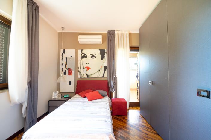 Image No.31-5 Bed Villa for sale