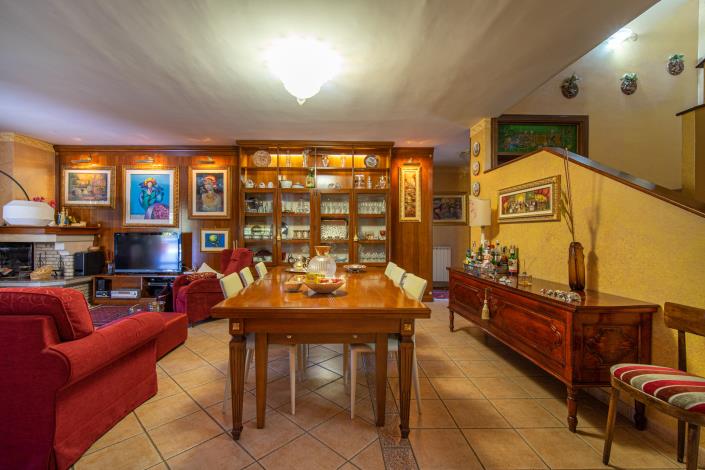 Image No.19-5 Bed Villa for sale