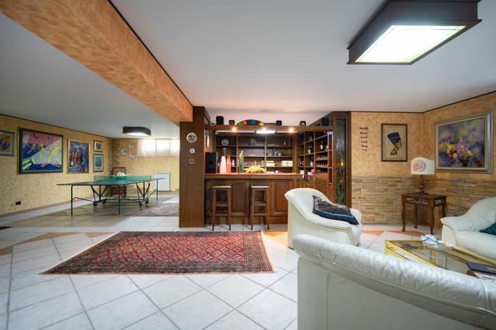 Image No.23-5 Bed Villa for sale