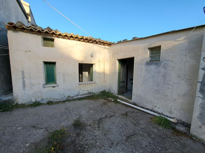 Image No.12-1 Bed Country Property for sale