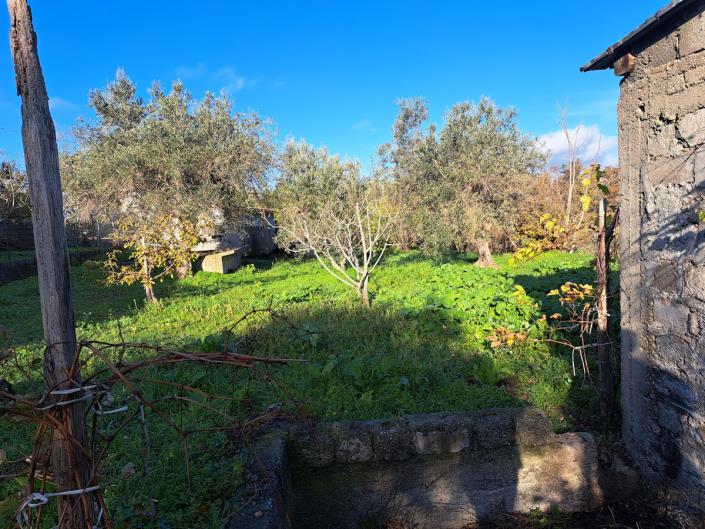 Image No.17-1 Bed Country Property for sale