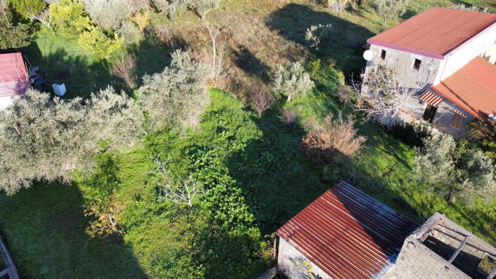 Image No.20-1 Bed Country Property for sale