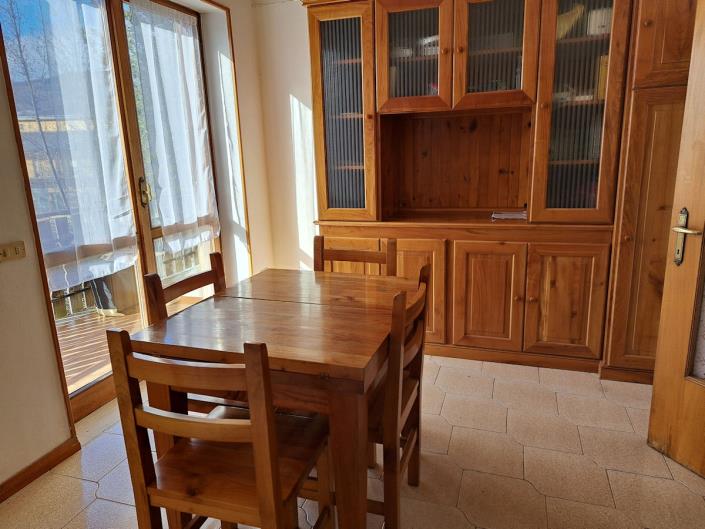 Image No.19-6 Bed House for sale