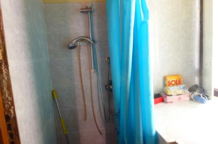 Image No.8-1 Bed House for sale