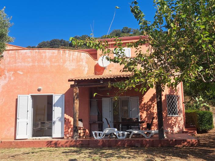 Image No.2-3 Bed Villa for sale