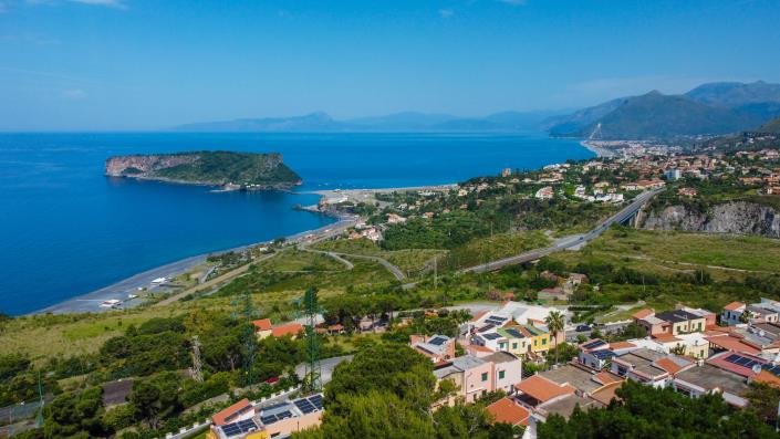 Image No.3-4 Bed Villa for sale